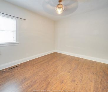 For Lease - 2024 OTTAWA Street Unit# BACK, Windsor, Ontario - Photo 2