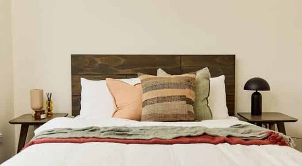 This neat and tidy 2-bedroom - Photo 1