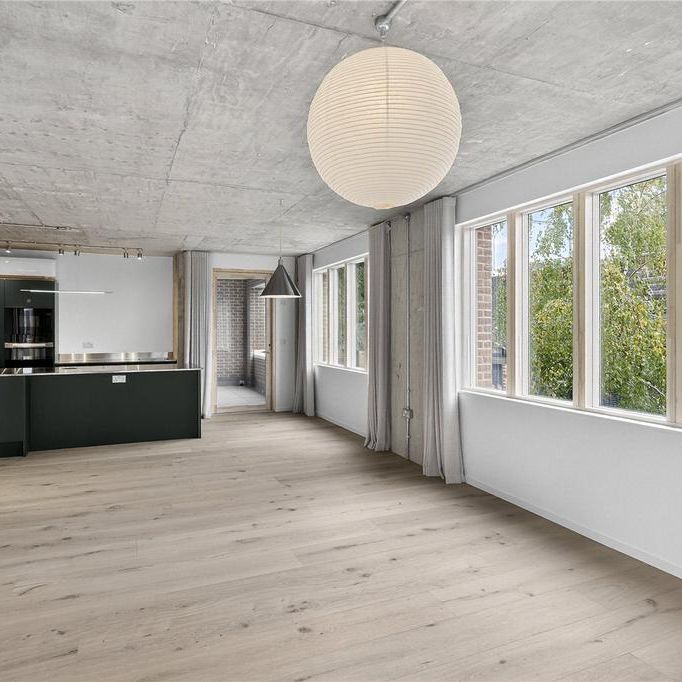 3 bedroom apartment to rent - Photo 1