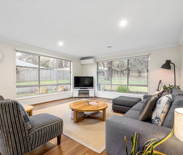 Beautiful Family Home in Peninsula Sands Estate - Photo 2