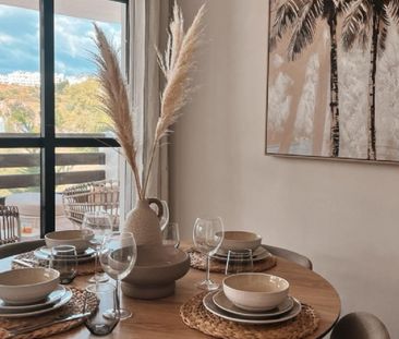 2 Bedroom Apartment For Rent in Estepona, Málaga - Photo 1