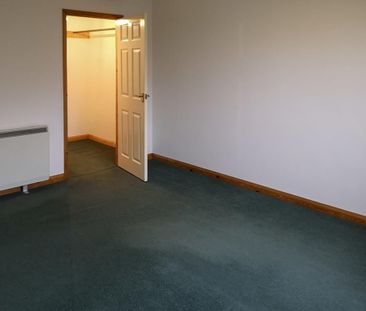 2 bedroom barn conversion to rent - Photo 6