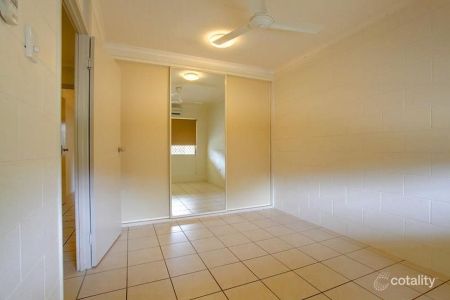 West End Living! - Photo 2