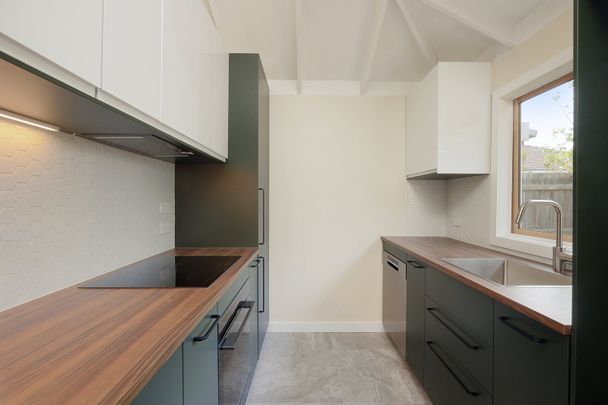195 Victoria Road, Northcote VIC 3070 - Photo 1