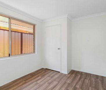 Spacious & Stylish 3-Bedroom Modern Living Home in a Prime Location - Photo 4