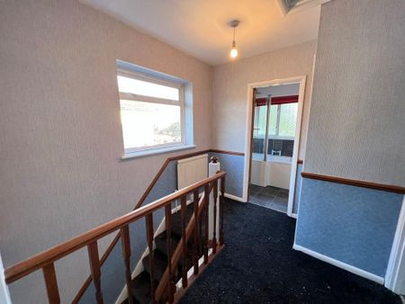 3 bedroom semi-detached house to rent - Photo 3