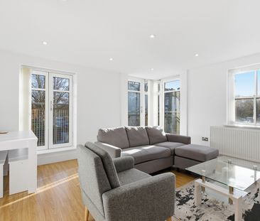 2 Bed Flat, Sandringham Road, E8 - Photo 3