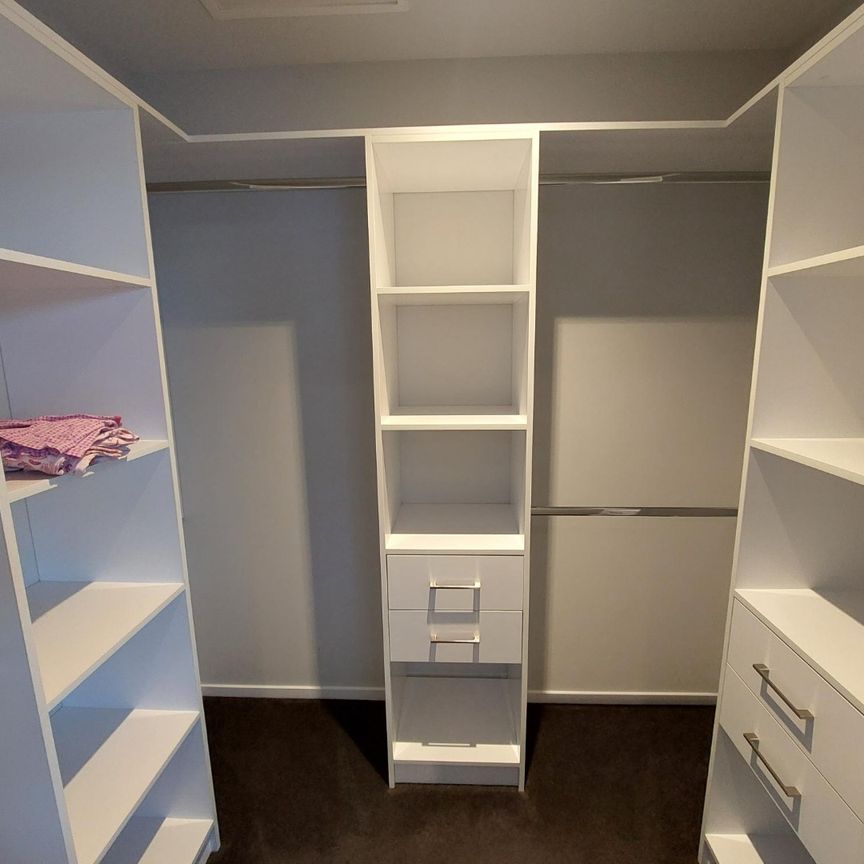 Spacious family Home in Millwater - Photo 1