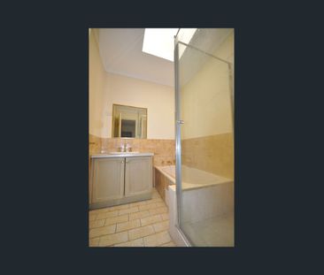 Fantastic Townhouse -6 Month lease - Photo 3