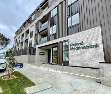 Risland Meadowbank Luxury Apartment! - Photo 1