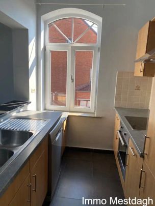 Prachtig gerenoveerd duplex appartement met terras in centrum Rummen - Photo 1