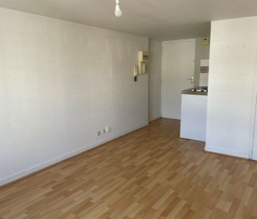 Studio de 19 m² – Place Manigne 87000 Limoges – Begip - Photo 1