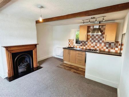 2 bedroom terraced house to rent - Photo 4