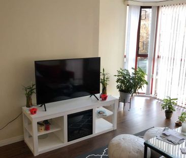 811 Helmcken St. Vancouver BC Canada - - Photo 2