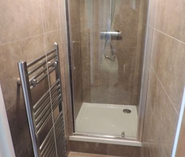 Room in a Shared Flat, Finch House, SE8 - Photo 6