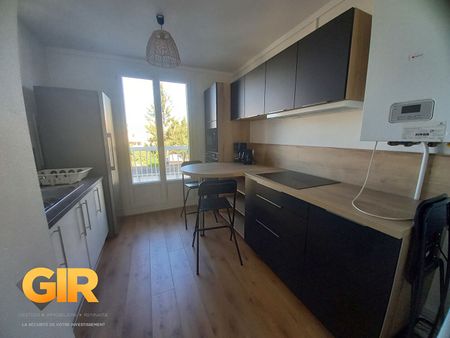 Location Maison 1 pièce 68m² RENNES 35000 - Photo 4