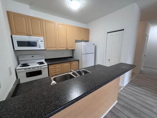 For Lease - 5 Sidney Lane Unit# 109, Clarington, Ontario - Photo 1