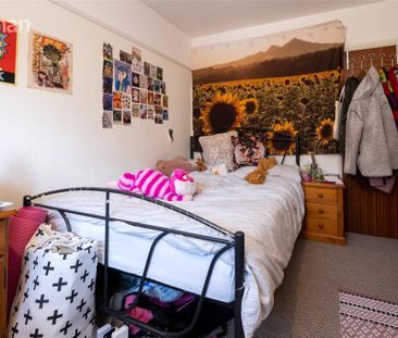 4 bedroom terraced house to rent - Photo 6