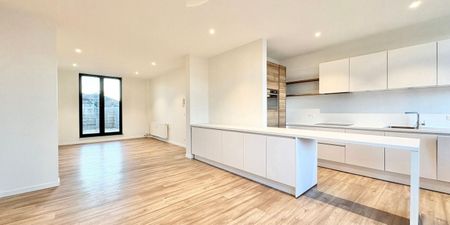 Appartement te huur in Kraainem voor € 1.500 met 2 slaapkamers - Foto 2