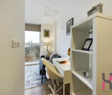 Studio to rent - Photo 1