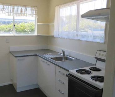 Quiet Rear Unit – 634C Fergusson Drive, Upper Hutt - Photo 1