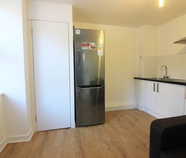 Bedsit, Coomberoad, BN2 - Photo 2