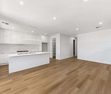 7a Meadowvale Road, Athelstone SA 5076 - House For Rent | Domain - Photo 6