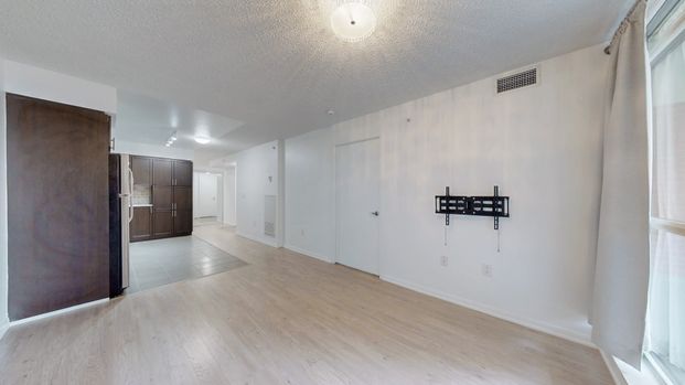 For Lease - 800 Lawrence Avenue Unit# 518, Toronto, Ontario - Photo 1