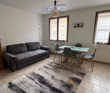 Location Appartement 1 pièce 31m² CARQUEIRANNE 83320 - Photo 3