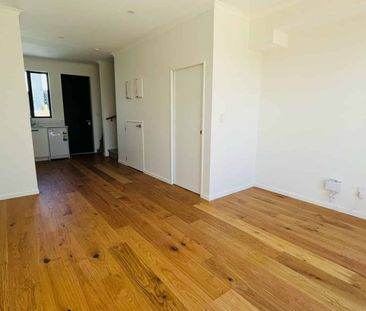 2 Bedroom - 1 Bathroom - Offstreet Parking - Photo 5