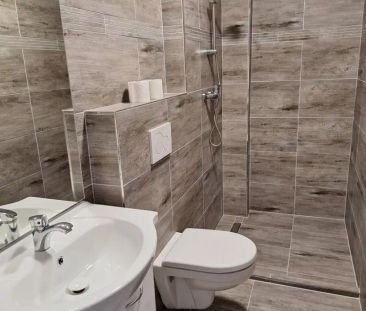 Pronájem bytu 1+kk, 37 m - Photo 2