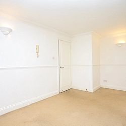 Nonington Court, Sandwich Road, Nonington, CT15 4HH, Dover - Photo 1