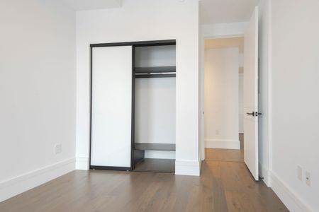 For Lease - 215 Lonsdale Road Unit# 1703, Toronto, Ontario - Photo 4