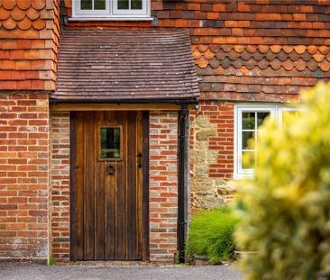 4 bedroom detached house to rent - Photo 3