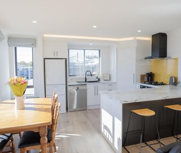 Comfortable Living in Winton - Photo 5