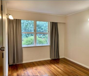 Central home - Photo 5