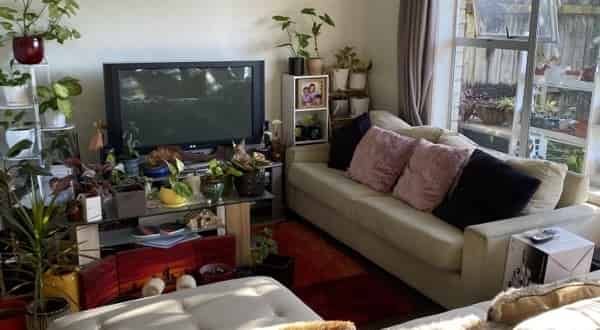 Tidy Two-Bedroom Brick Unit - Photo 1