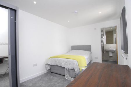 4 bedroom house to rent - Photo 4