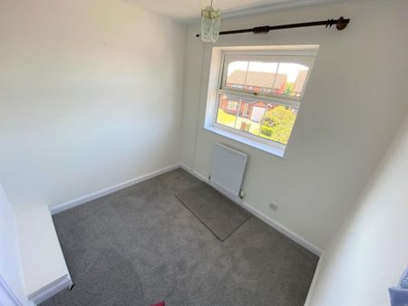 3 bedroom detached house to rent - Photo 5