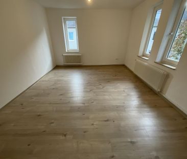 Modernisierte 3 ZKB–Wohnung in Fedderwardergroden zu vermieten! - Photo 2