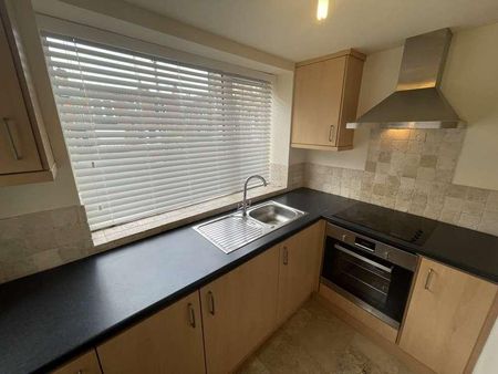 Kings Road, Harrogate, North Yorkshire, HG1 - Photo 2