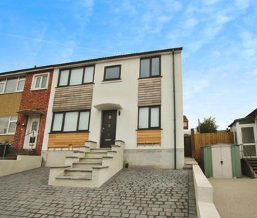 If you are looking for a double room to rent in a newly refurbished... - Photo 3