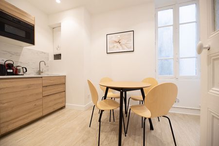 Location Appartement 4 pièces 94m² - Photo 3