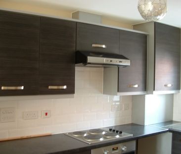 Semi-detached house to rent on - Photo 1