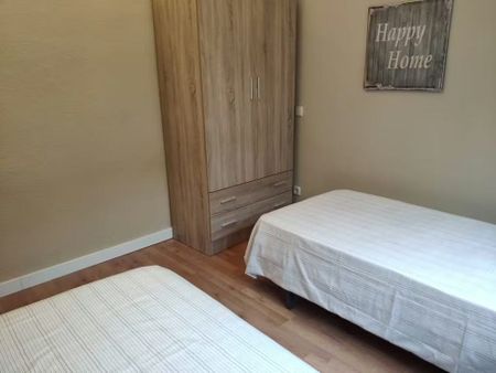 Calle del Monte Olivetti, Madrid, Community of Madrid 28038 - Photo 3