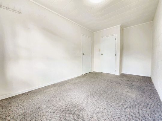 2 Bedroom + 1 Carport parking space, Sandringham - Photo 1