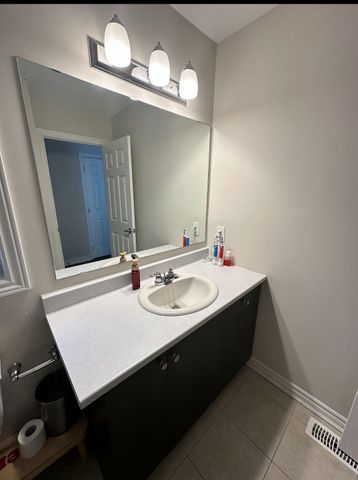 For Lease - 743 Brittanic Road, Kanata, Ontario - Photo 4