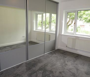 Whiteley Avenue - Photo 4