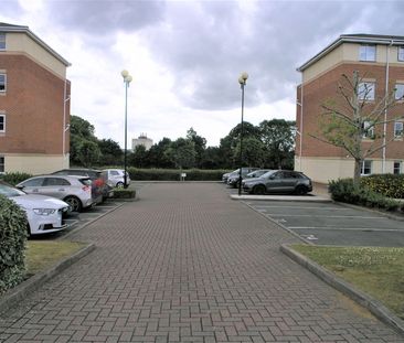 Cavalier Drive, Halesowen, West Midlands, B63 4SQ - Photo 5