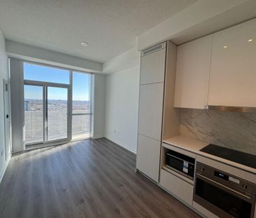 For Lease - 8 Interchange Way Unit# 2303, Vaughan, Ontario - Photo 2